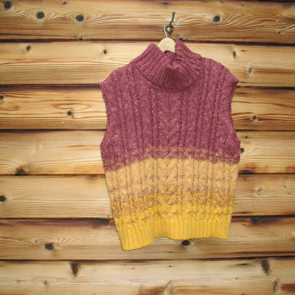 NWT 525 AMERICA Cozy Ombre Cable Sweater Vest Size L - Picture 3 of 7